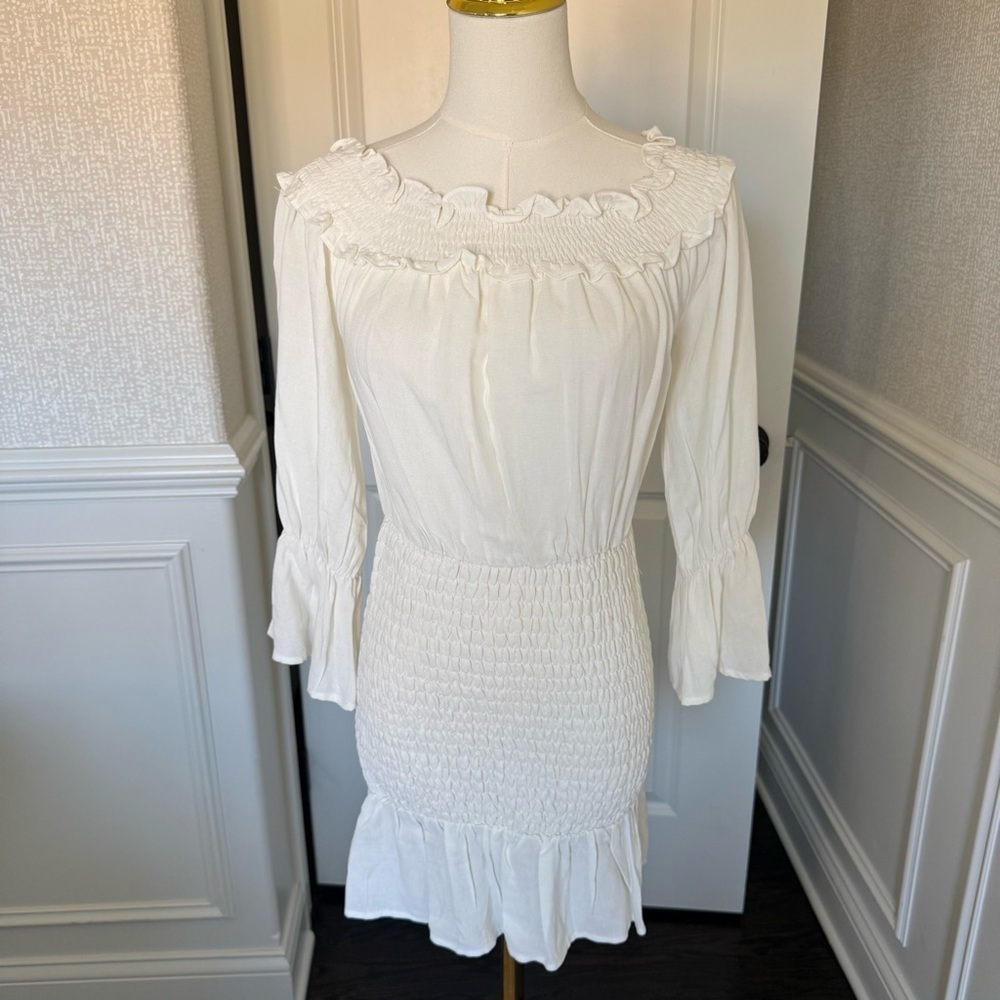 NWT Entro White Ruffle Off-Shoulder Statement Sleeve Women's Cream Dress Small